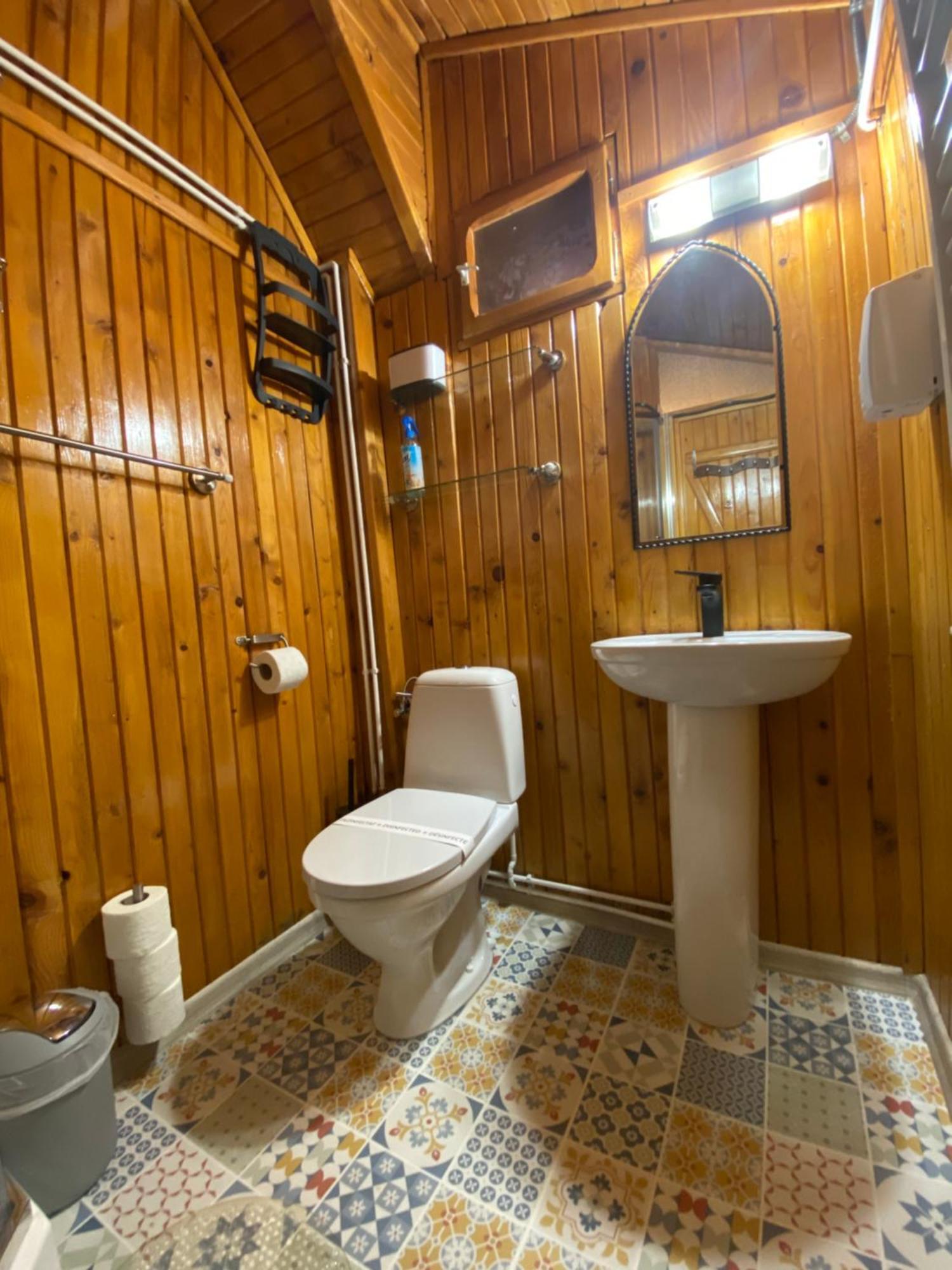 Wooden Attic Apartment Brasov Luaran gambar