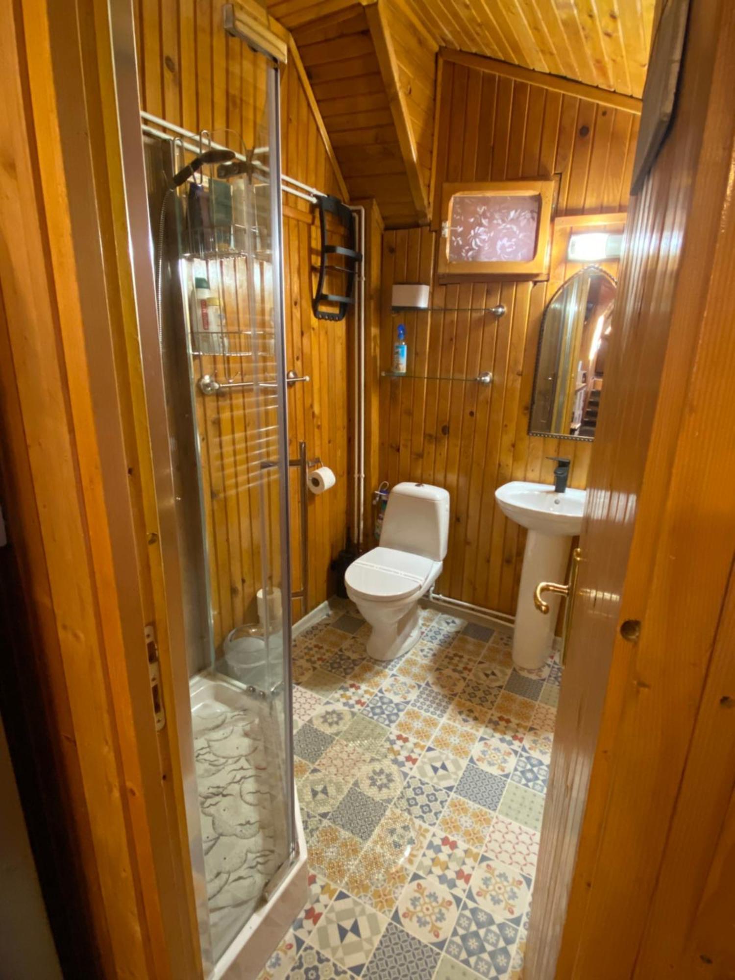 Wooden Attic Apartment Brasov Luaran gambar