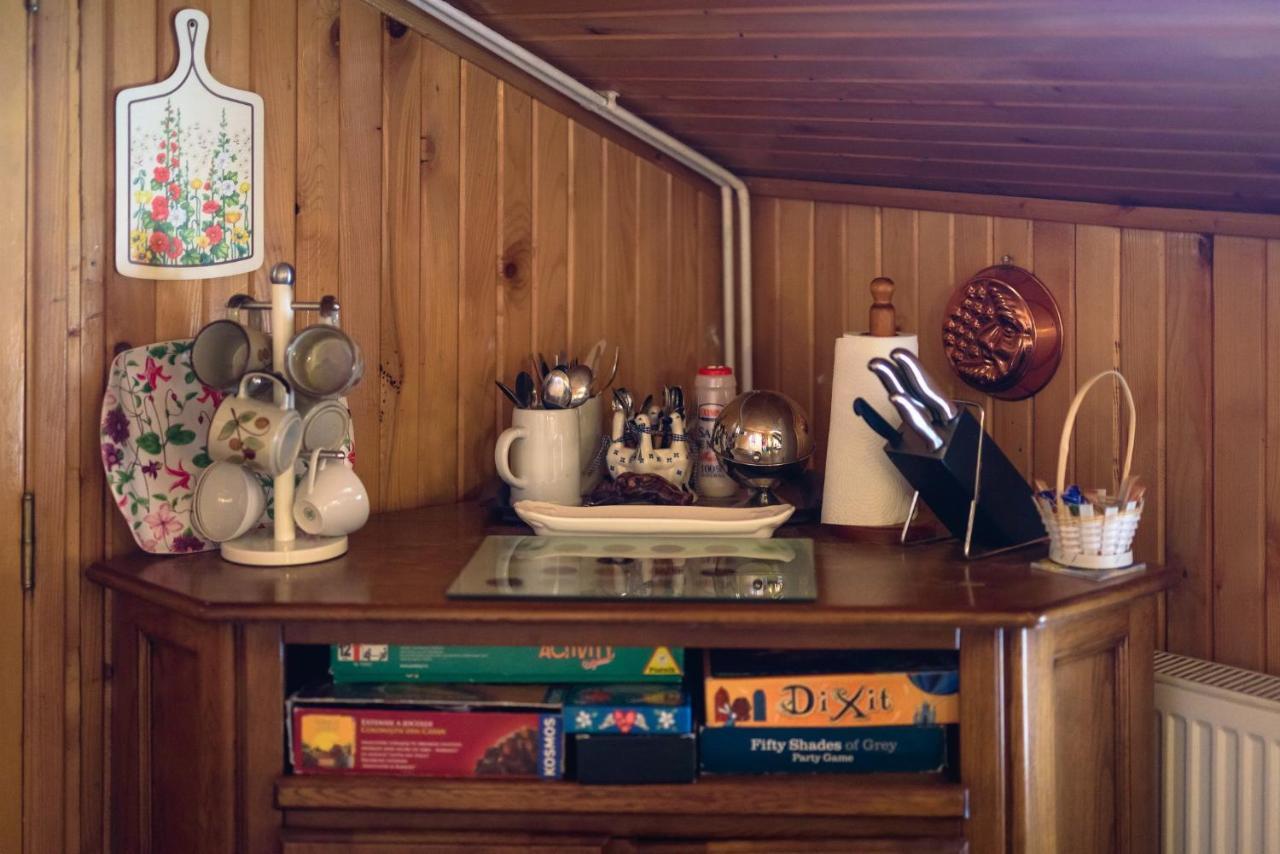 Wooden Attic Apartment Brasov Luaran gambar